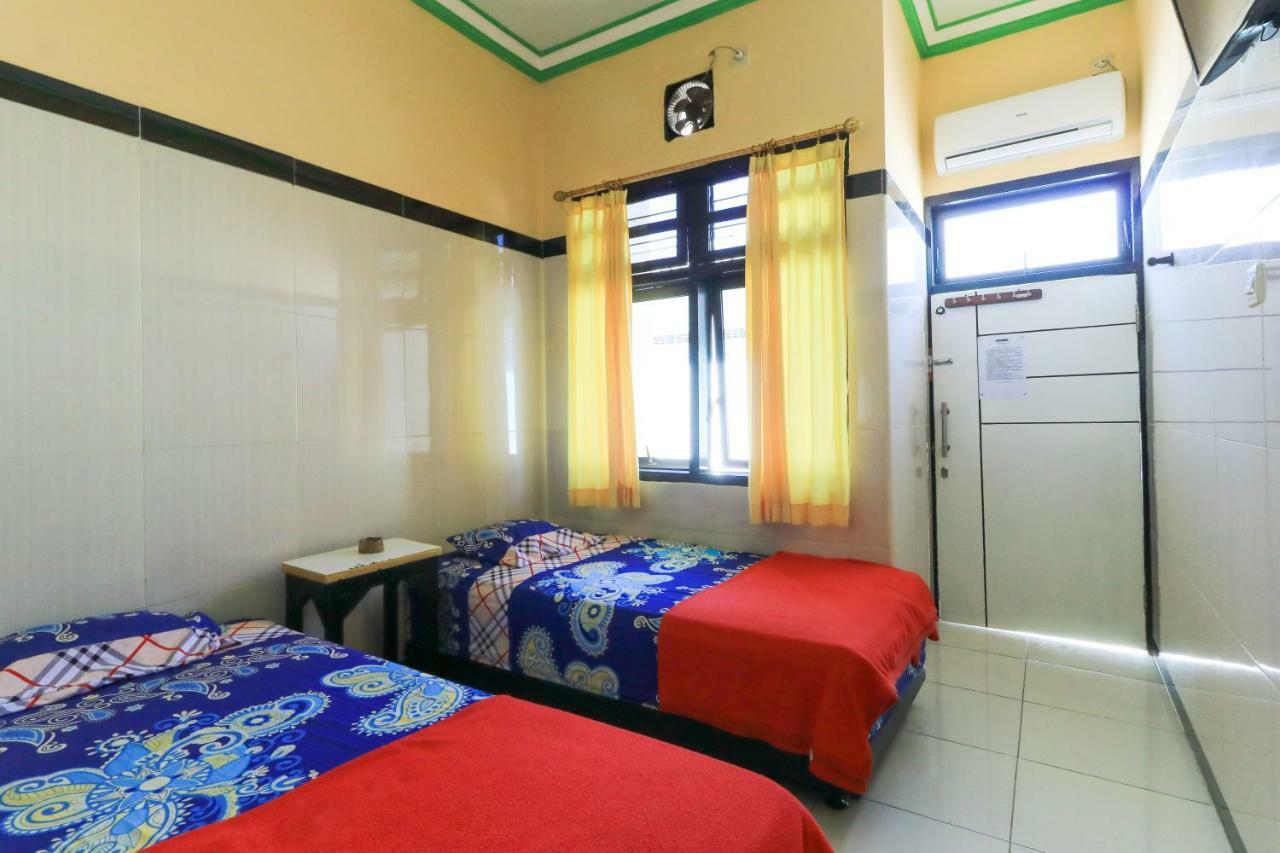 Naga Mas Hotel Mojokerto Bagian luar foto