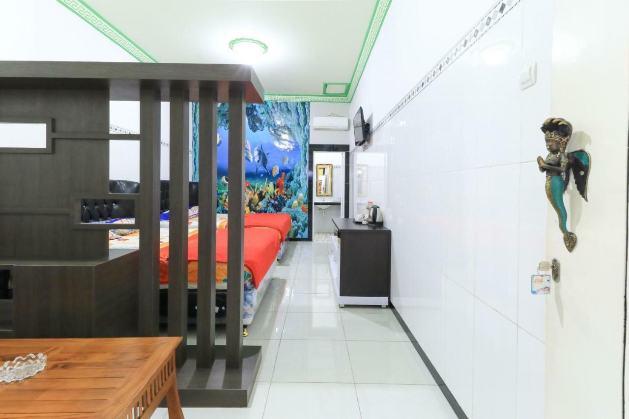 Naga Mas Hotel Mojokerto Bagian luar foto