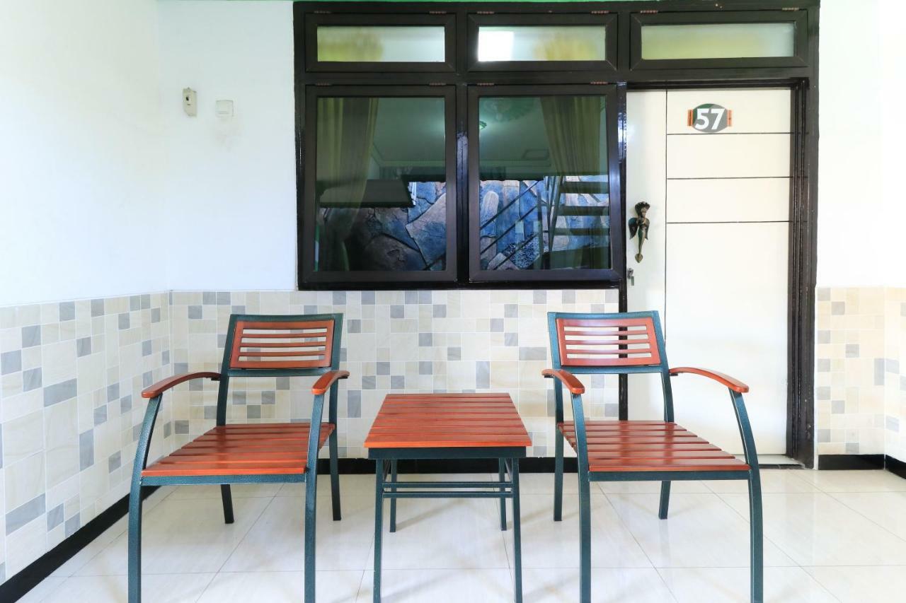 Naga Mas Hotel Mojokerto Bagian luar foto