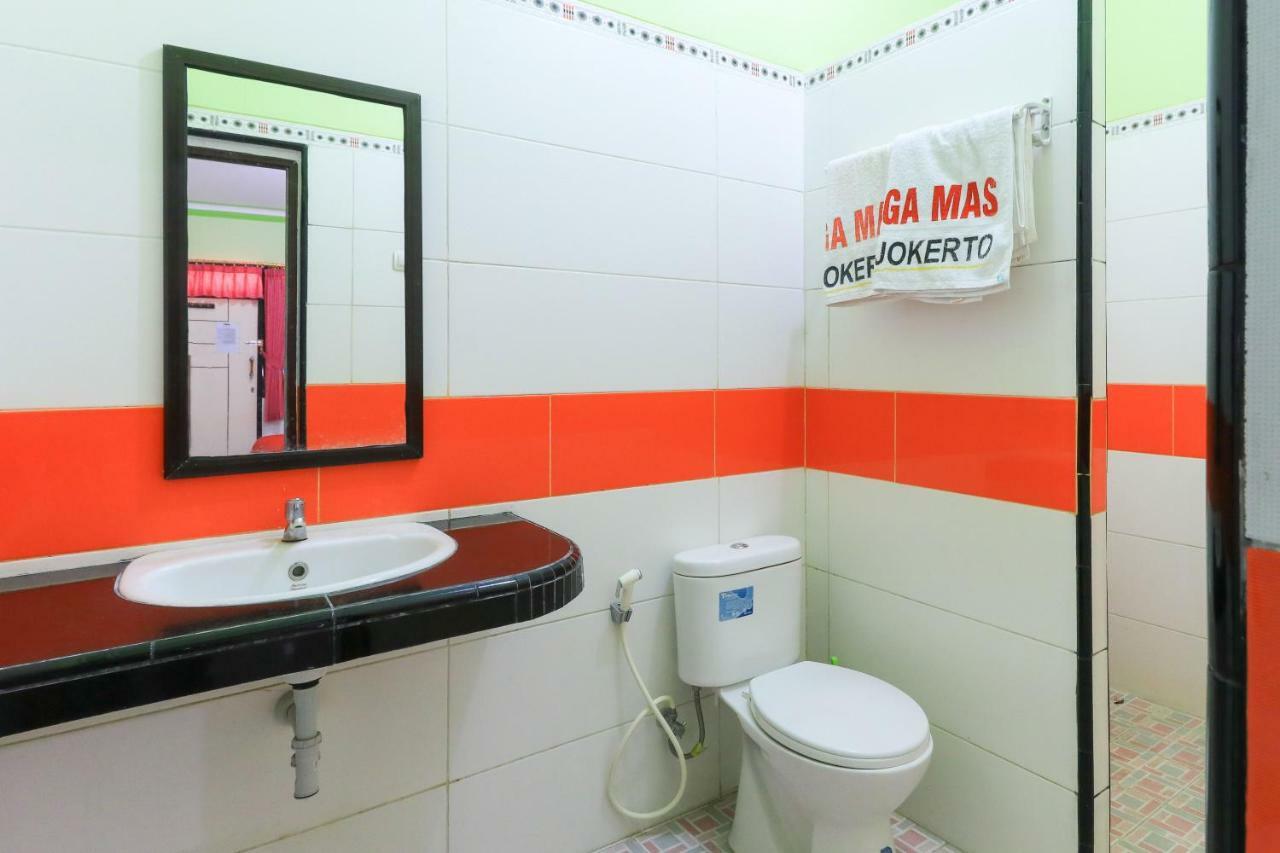 Naga Mas Hotel Mojokerto Bagian luar foto